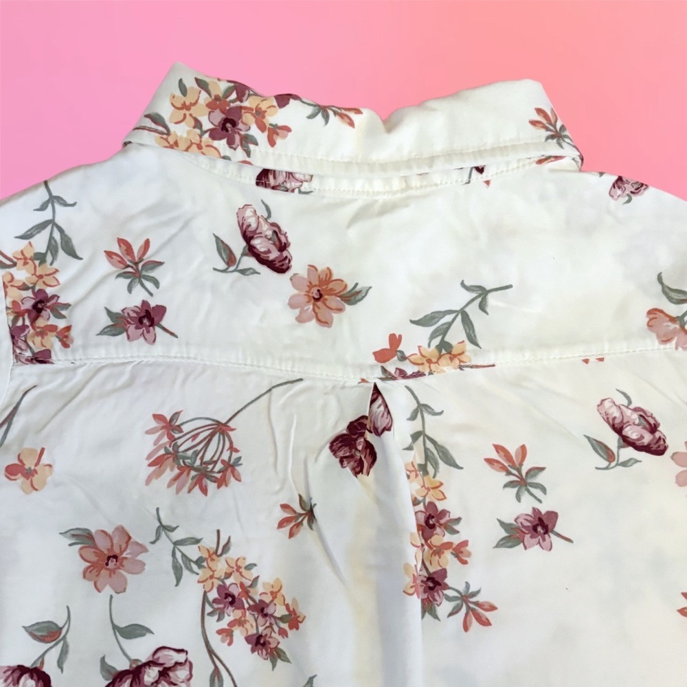 Brandy Melville Preppy White  Floral Button-Down Collared Blouse Shirt - Picture 9 of 11
